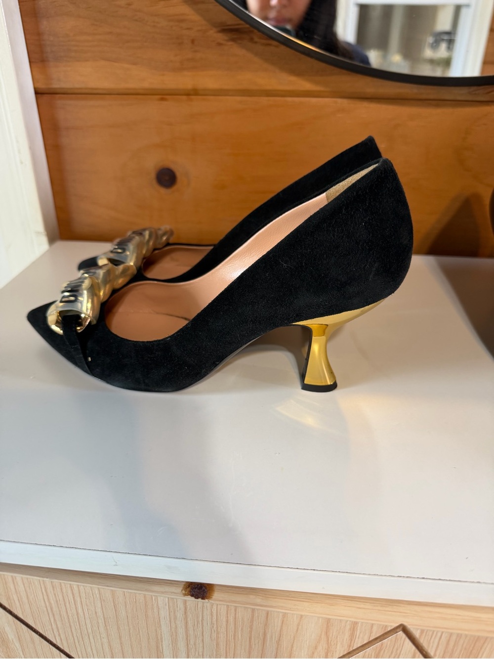 Moschino Black Pointed Toe Pumps with Logo Chain Accent - Picture 4 of 4
